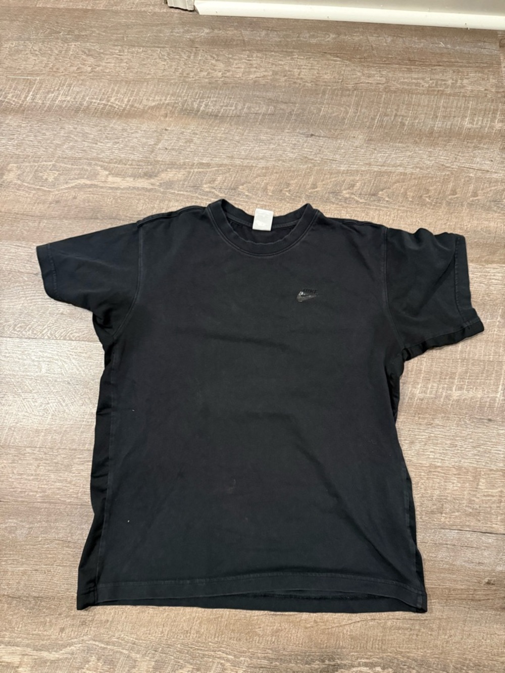 Nike Black Short-Sleeve Crew Tee with Small Swoosh. Size medium